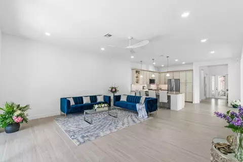 8214 Bergen Peak Ter, Boynton Beach, FL 33473
