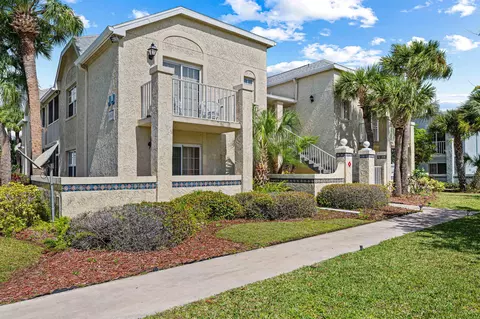 1674 SE Green Acres Cir #JJ202, Port Saint Lucie, FL 34952