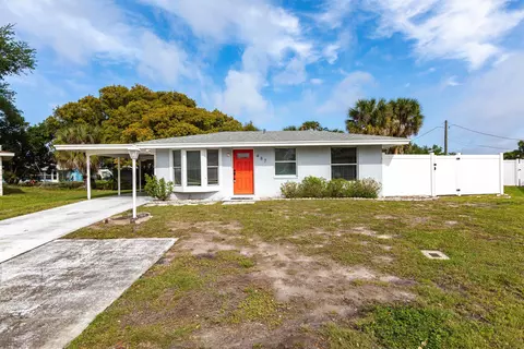 487 Sunnyside Dr, Venice, FL 34293