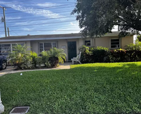 1101 W 1st St, Riviera Beach, FL 33404