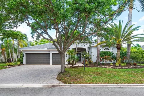 10525 NW 65th Dr, Parkland, FL 33076