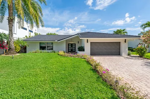 5109 Foxpointe Cir, Delray Beach, FL 33445