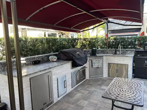 6500 N Military Trl #273, Riviera Beach, FL 33407