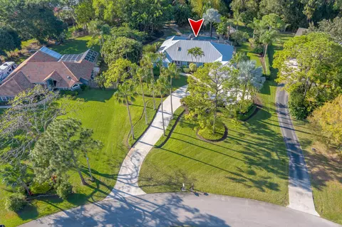 5633 SE Lamay Dr, Stuart, FL 34997
