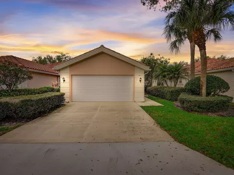 2811 Livingston Ln, West Palm Beach, FL 33411