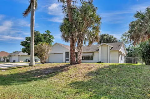 4433 SW Bonney St, Port Saint Lucie, FL 34953