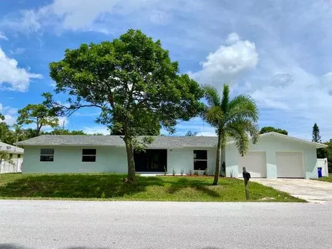 3819 SE Lower St, Stuart, FL 34997