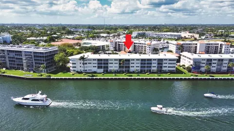 28 Yacht Club Dr #404 A, North Palm Beach, FL 33408