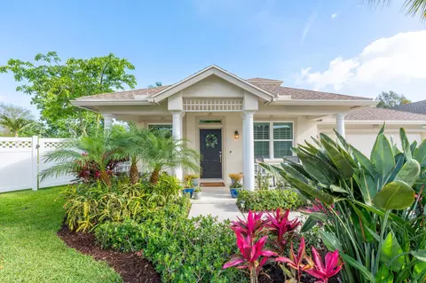 272 Clocktower Dr, Jupiter, FL 33458