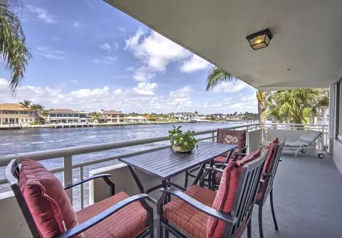 1198 Hillsboro Mile #202, Hillsboro Beach, FL 33062
