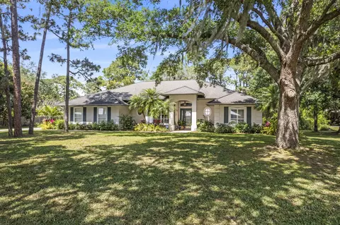 8520 Hidden Pines Rd, Fort Pierce, FL 34945
