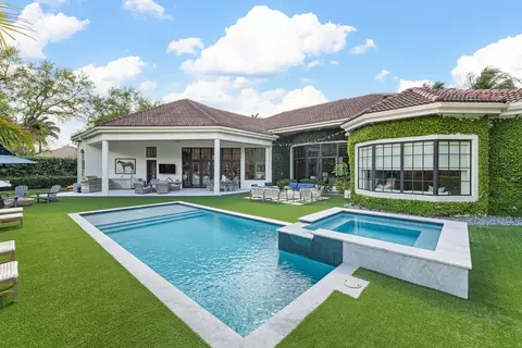 3540 Ambassador Dr, Wellington, FL 33414
