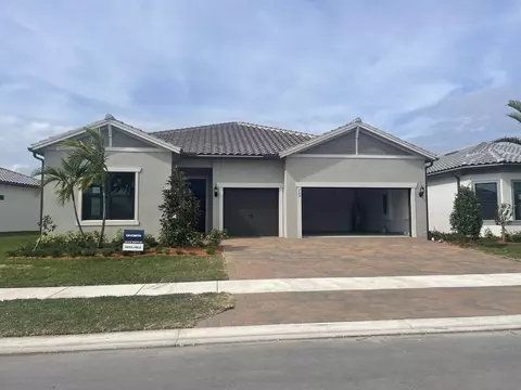 769 SE Courances St #258, Port Saint Lucie, FL 34984
