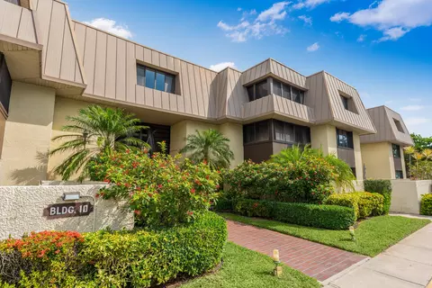 1800 SE St Lucie Blvd #10-207, Stuart, FL 34996
