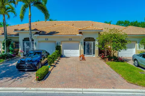 2293 Windjammer Way, West Palm Beach, FL 33411