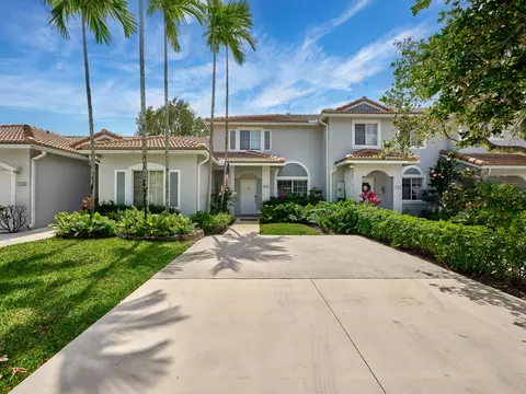 4260 SW 11th St, Deerfield Beach, FL 33442