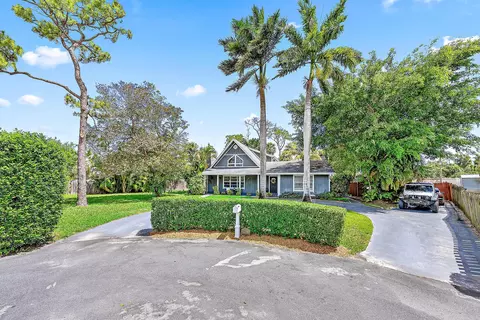 1256 Palmetto Rd, Haverhill, FL 33417