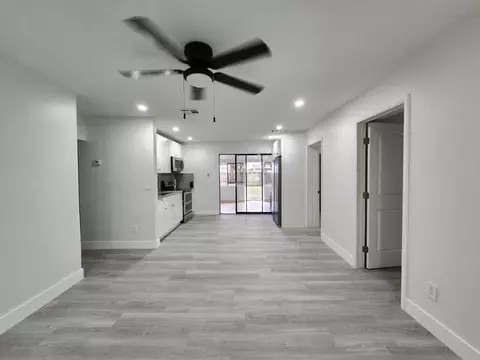 2927 Vassallo Ave, Lake Worth, FL 33461