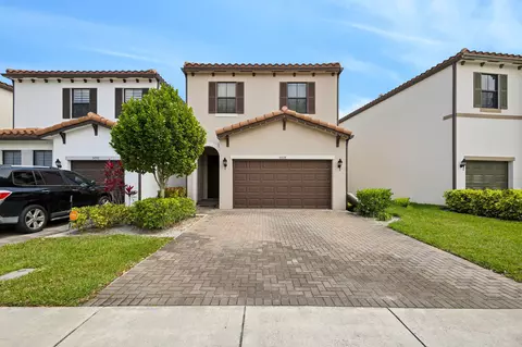 5028 Laurel Oak Dr, Riviera Beach, FL 33410