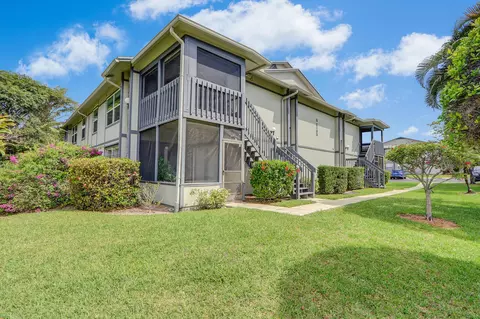 8195 SE Se Croft Circle Cir #H-7, Hobe Sound, FL 33455