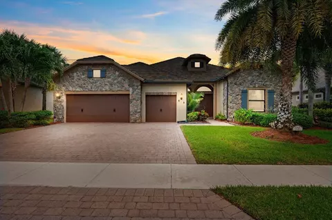 3737 Siena Cir, Wellington, FL 33414