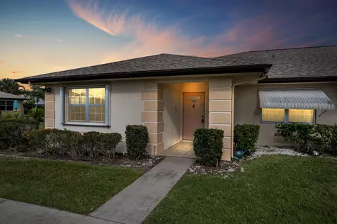 5810 Summerfield Ct #48, Fort Pierce, FL 34982