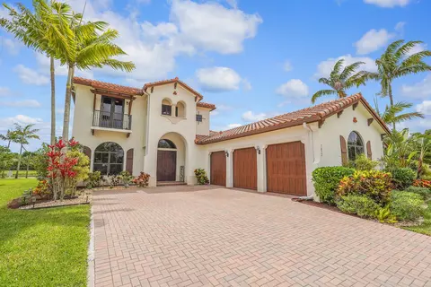 7032 Merganser Ct, Lake Worth, FL 33463