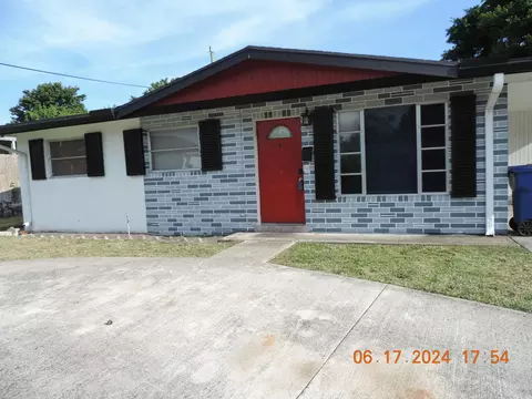 1611 W 35th St, Riviera Beach, FL 33404