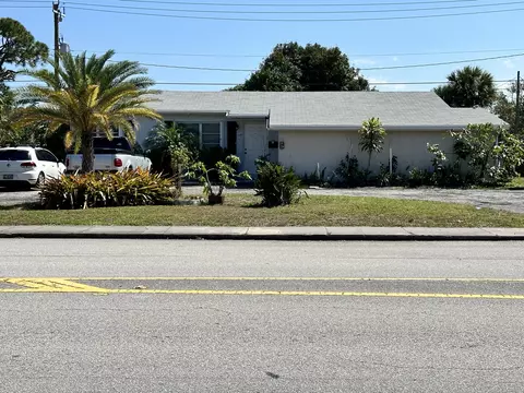 640 Park Ave, Lake Park, FL 33403