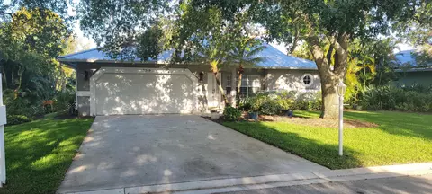 5349 SE Running Oak Cir, Stuart, FL 34997 photo 1