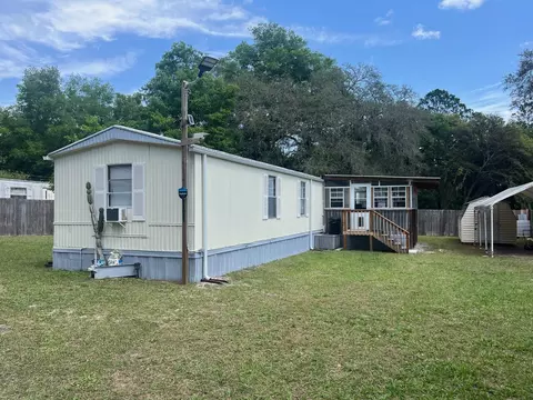 711 SE 129th Ct, Silver Springs, FL 34488
