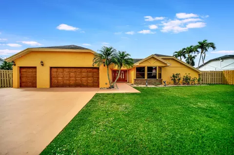 15726 SW 7 Pl, Sunrise, FL 33326