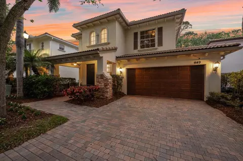 449 Pumpkin Dr, Palm Beach Gardens, FL 33410