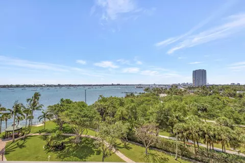 5200 N Flagler Dr #705, West Palm Beach, FL 33407