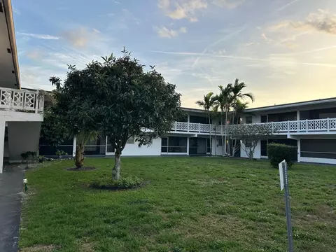 1701 NW 46th Ave NW #203, Lauderhill, FL 33313