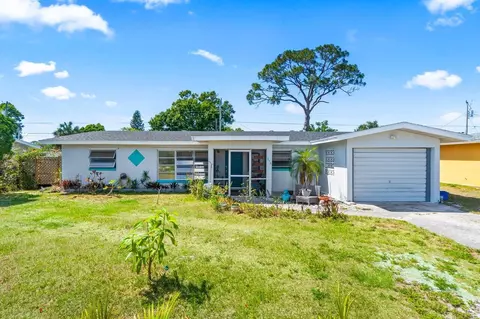 310 Riomar Drive Dr, Port Saint Lucie, FL 34952