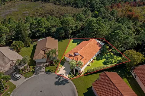 376 NW Castlemaine Ct, Port Saint Lucie, FL 34986