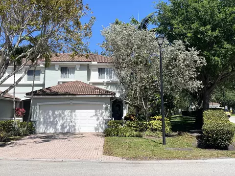 2001 Oakhurst Way, Riviera Beach, FL 33404
