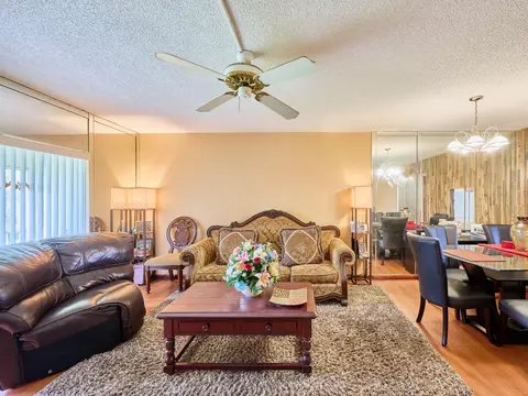7500 NW 5th Pl #203, Margate, FL 33063