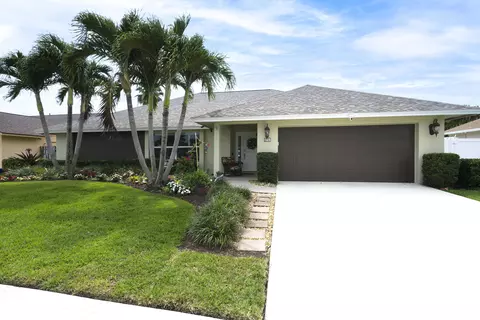 2701 Starwood Ct, West Palm Beach, FL 33406