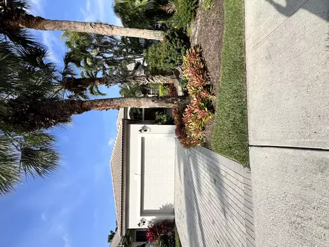 3391 NW 53rd Cir, Boca Raton, FL 33496