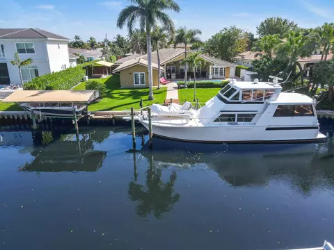 2189 Driftwood Cir, Palm Beach Gardens, FL 33410