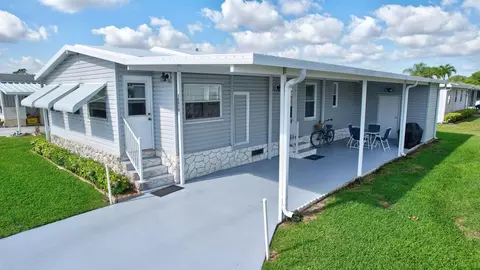 36008 Dron Bay, Boynton Beach, FL 33436