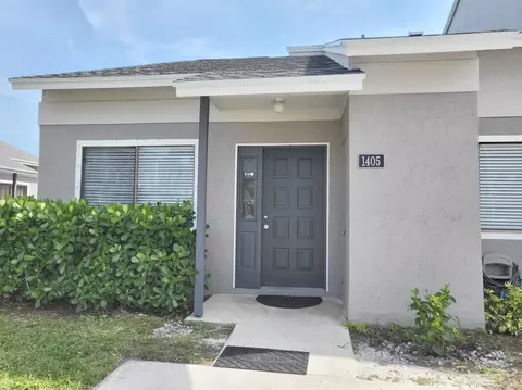 1405 Wharf Ln, Greenacres, FL 33463