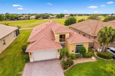 407 NW Stratford Ln, Port Saint Lucie, FL 34983