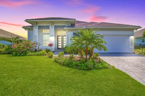 9360 Orchid Cove Cir, Vero Beach, FL 32963