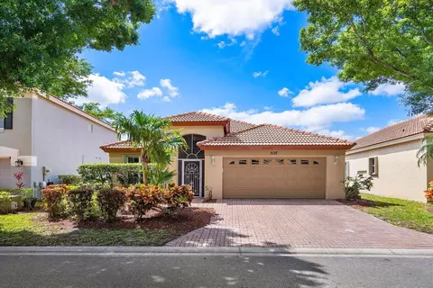 5127 Elpine Way, Riviera Beach, FL 33418