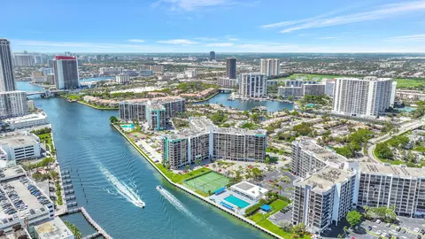 400 Leslie Dr #1122, Hallandale Beach, FL 33009