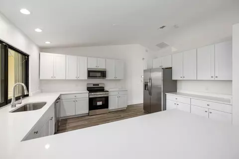 1810 SW Bellevue Ave, Port Saint Lucie, FL 34953