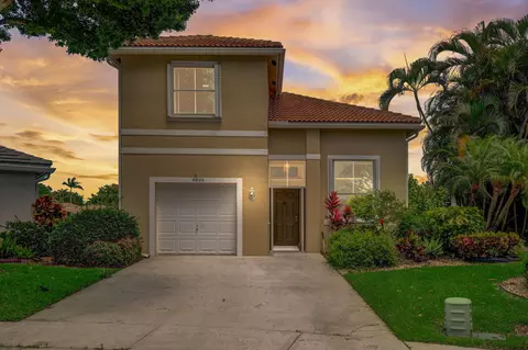 6820 Starpass Ct, Lake Worth, FL 33463